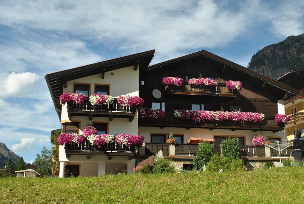 Bed and Breakfast Haus Margret à Sankt Leonhard im Pitztal Extérieur photo