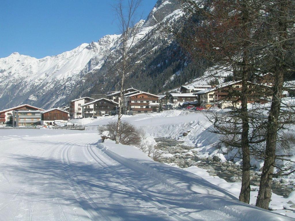 Bed and Breakfast Haus Margret à Sankt Leonhard im Pitztal Extérieur photo