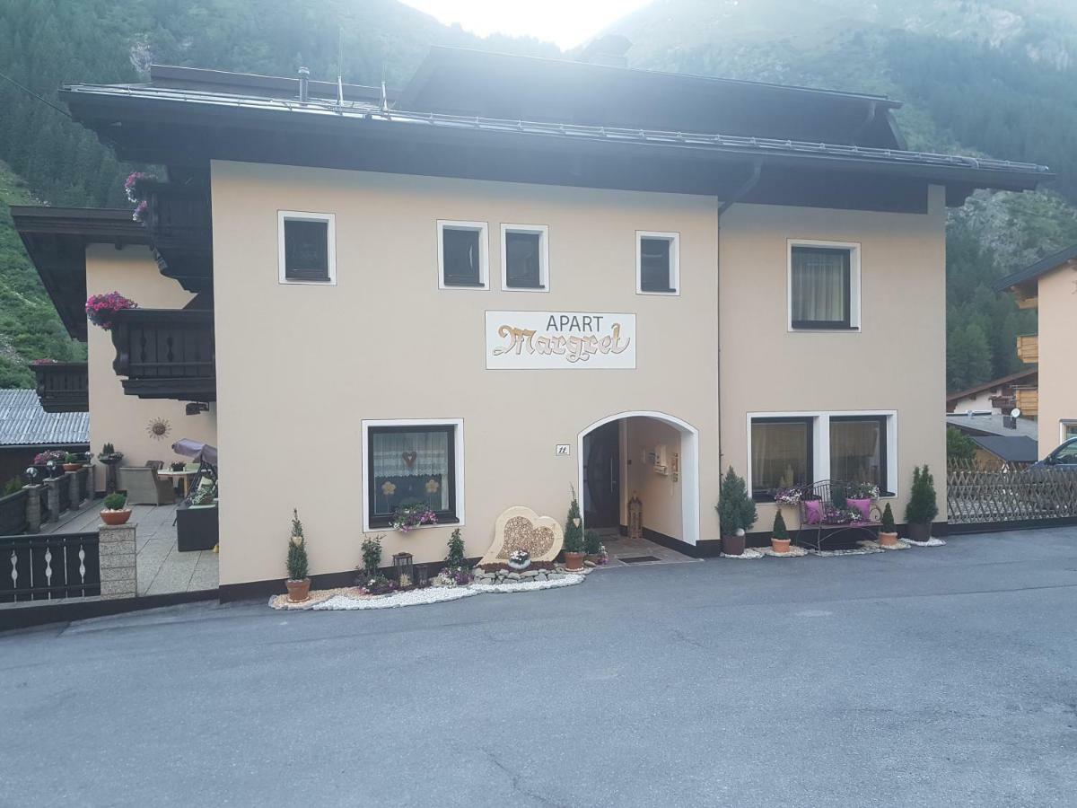 Bed and Breakfast Haus Margret à Sankt Leonhard im Pitztal Extérieur photo